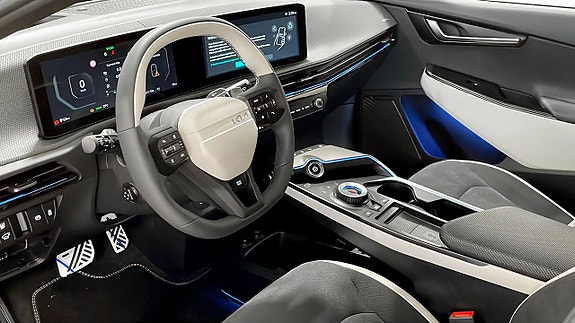 Kia EV6 9 of 17