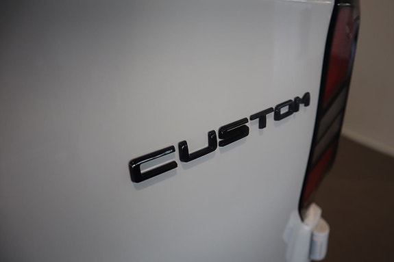 Ford Transit Custom 11 of 25