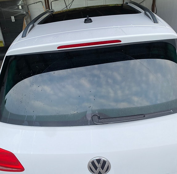 Volkswagen Touareg 8 of 8