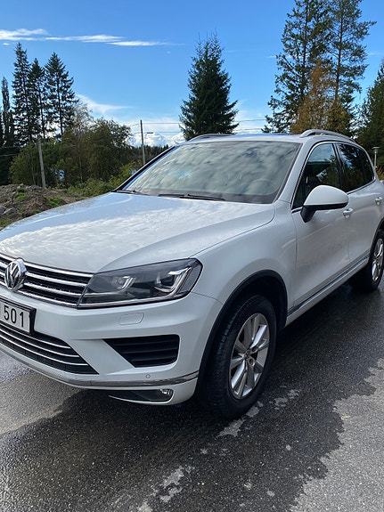Volkswagen Touareg 5 of 8