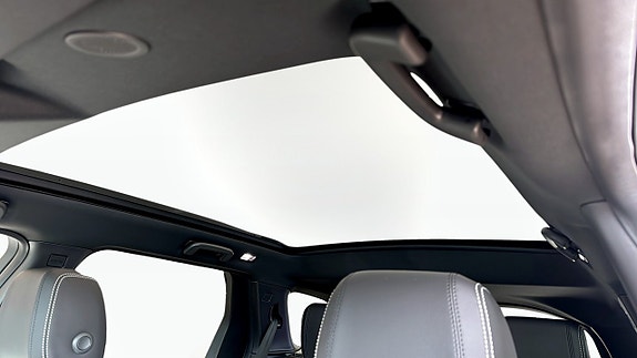 Land Rover Discovery Sport 13 of 13