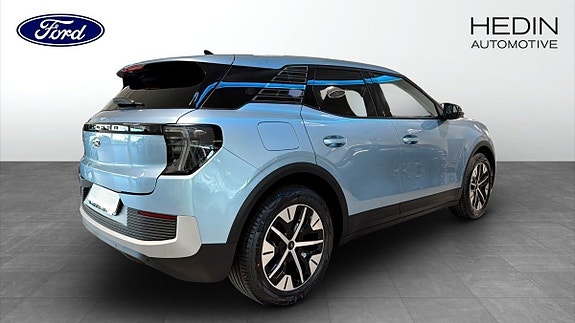 Ford Explorer 2 of 12