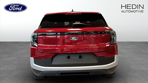 Ford Explorer 7 of 12