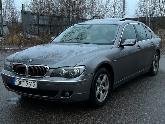 BMW 730