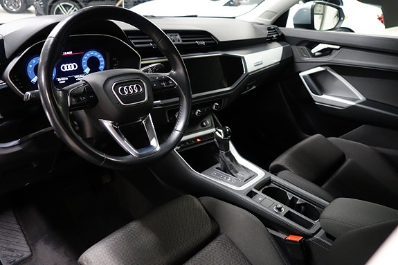 Audi Q3 5 of 5