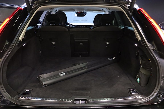 Volvo V90 16 of 28