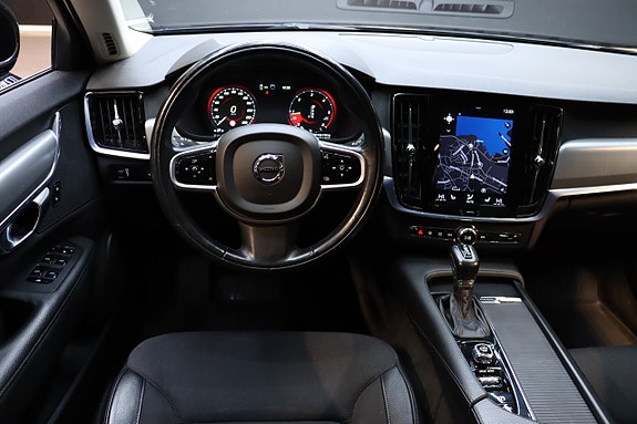 Volvo V90 22 of 28