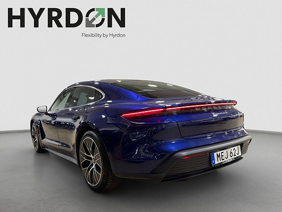 Porsche Taycan 4S 4 of 5