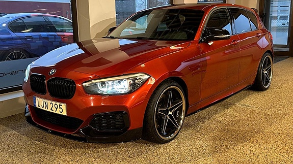 BMW M140i 14 of 15