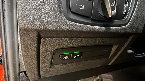 BMW M140i 13 of 15