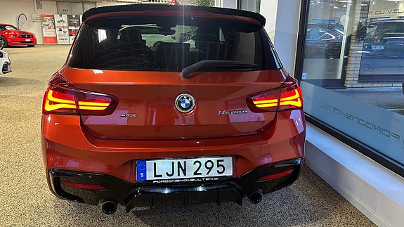 BMW M140i 12 of 15