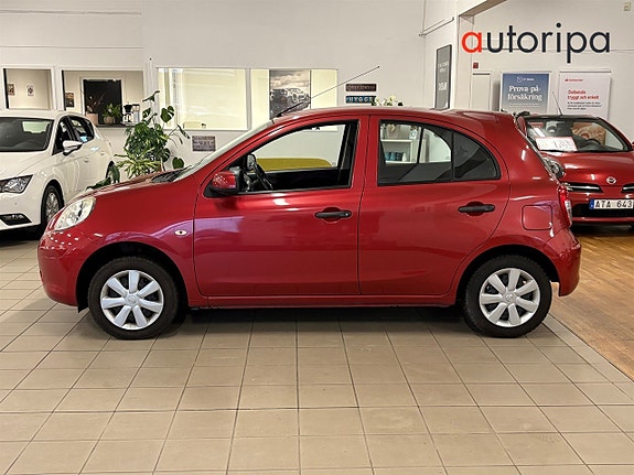 Nissan Micra 2 of 5