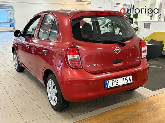 Nissan Micra 4 of 5