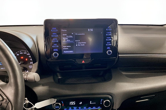 Mazda 2 6 of 9