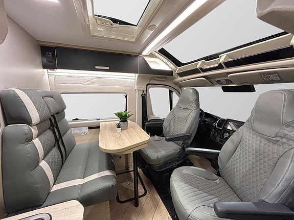 CHALLENGER V217 SPORT AUTOMAT Långbädd ADAPTIV FARTHÅLLARE 8 of 30
