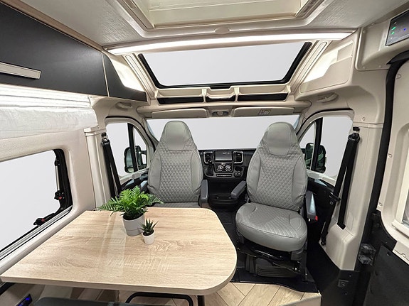 CHALLENGER V217 SPORT AUTOMAT Långbädd ADAPTIV FARTHÅLLARE 10 of 30