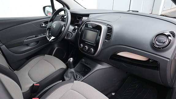 Renault Captur 10 of 14