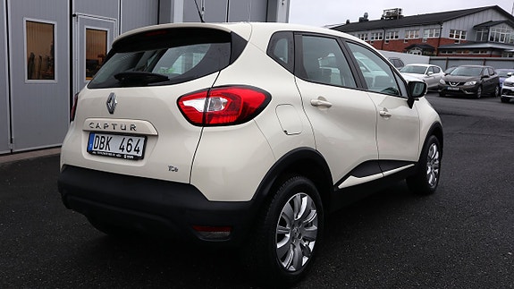 Renault Captur 8 of 14