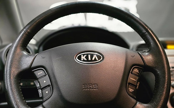 Kia Carens 22 of 27