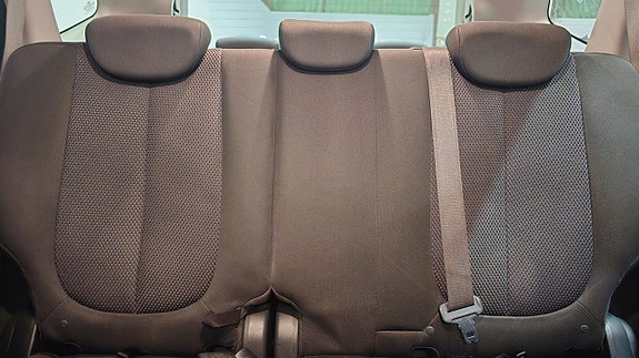 Kia Carens 12 of 27