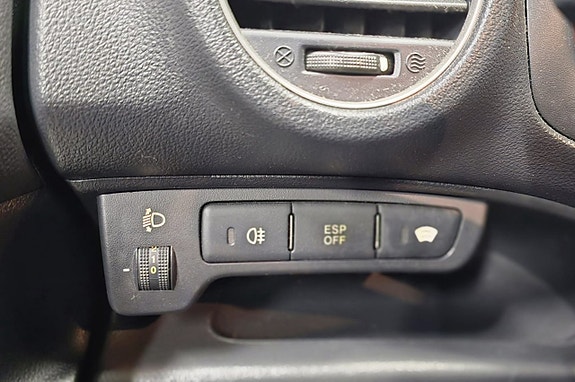 Kia Carens 26 of 27