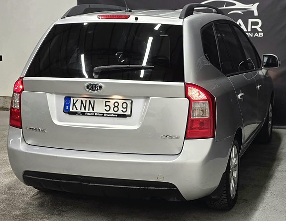 Kia Carens 7 of 27