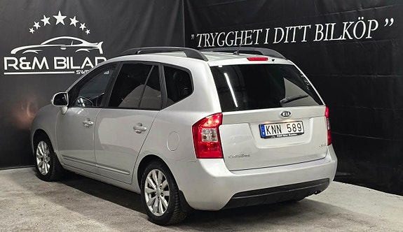 Kia Carens 5 of 5