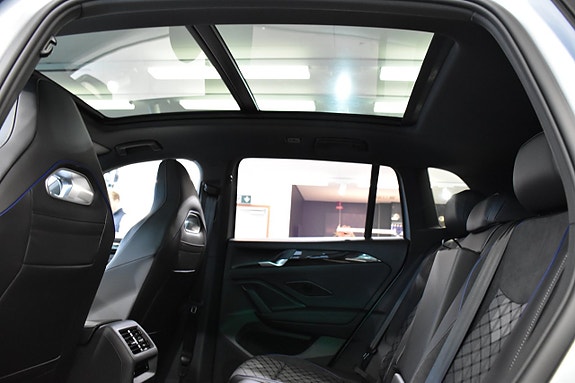 Volkswagen Tiguan 13 of 23
