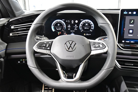 Volkswagen Tiguan 10 of 23