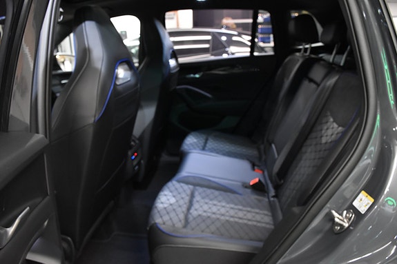 Volkswagen Tiguan 12 of 23