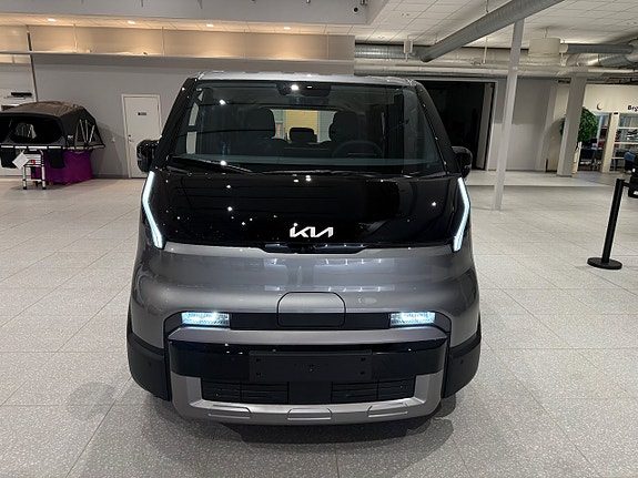 Kia PV5 7 of 16
