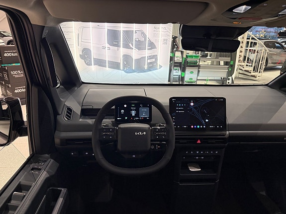 Kia PV5 11 of 16