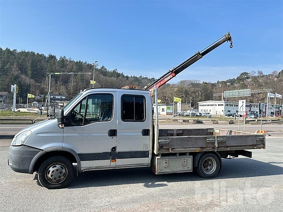 Kranbil Iveco Daily 3.0HP