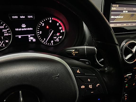 Mercedes-Benz B180 16 of 20