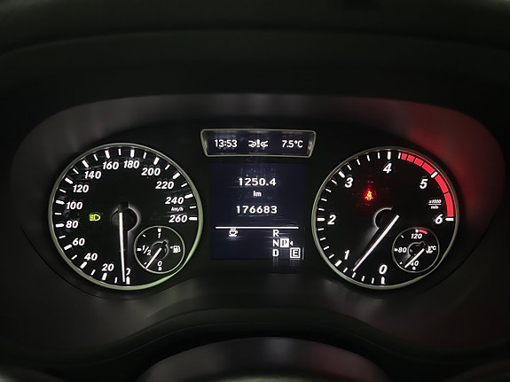 Mercedes-Benz B180 17 of 20