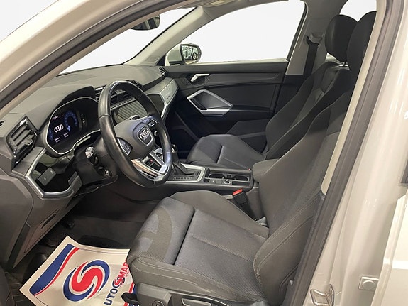 Audi Q3 9 of 15