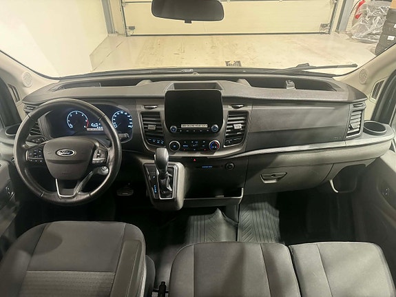 Ford Transit 9 of 15