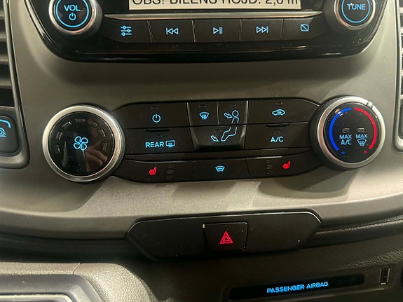 Ford Transit 15 of 15