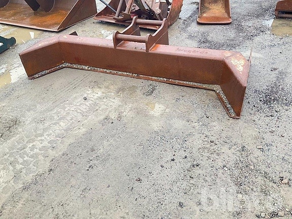 Planeringsbalk Fäste:S60