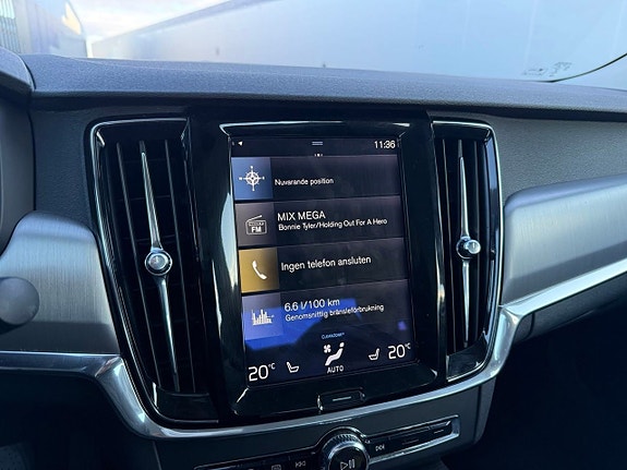 Volvo S90 30 of 30