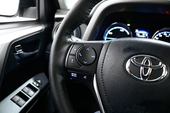 Toyota RAV4 11 of 19