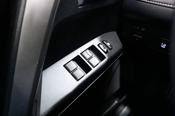 Toyota RAV4 19 of 19