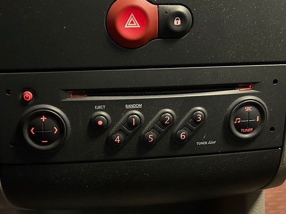 Renault Modus 11 of 16