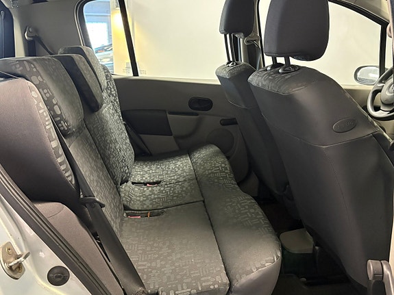 Renault Modus 14 of 16