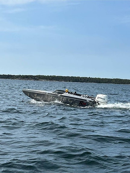 Vinter pris ! Hape 580 Raptor 1 of 1 Evinrude 300 HK -09