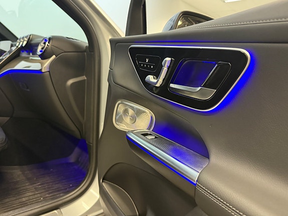 Mercedes-Benz GLC300 de 6 of 17