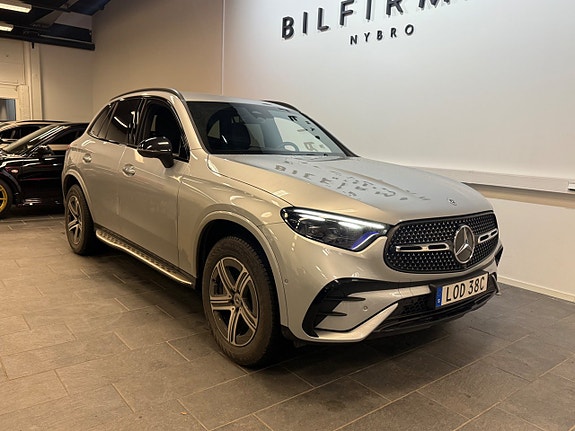 Mercedes-Benz GLC300 de 2 of 5