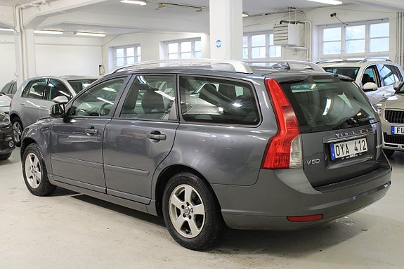 VOLVO V50 2.0F KINETIC 146CH