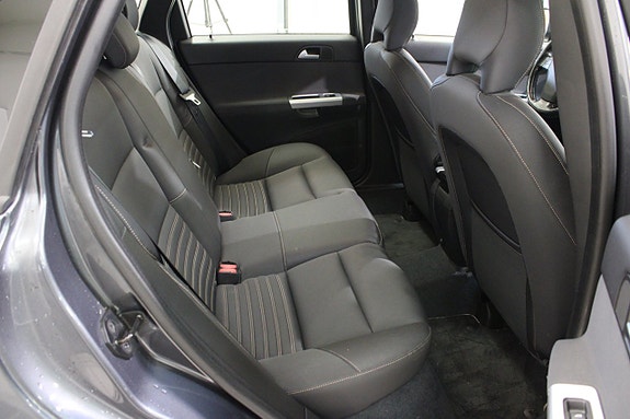 VOLVO V50 2.0F KINETIC 146CH