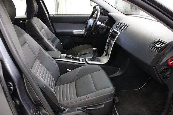 VOLVO V50 2.0F KINETIC 146CH